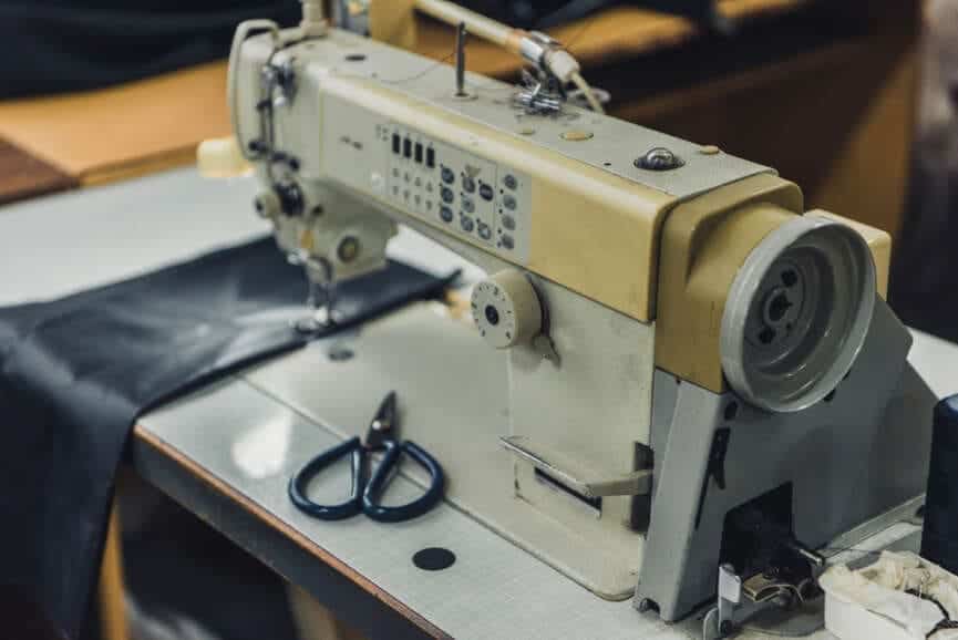 How to Ship an Industrial Sewing Machine! 3 Steps To Consider 3 Depositphotos 223946770 S 2