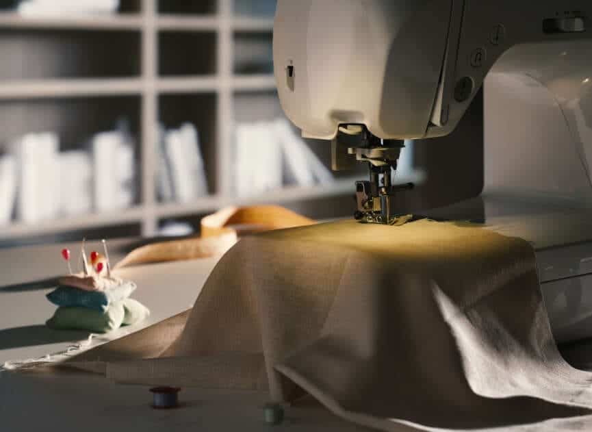 Can You Sew Without a Presser Foot? 2 Depositphotos 39358239 S 1