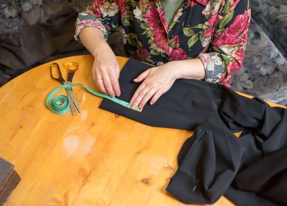 How to Sew Straps on a Dress: A Step-by-Step Guide 3 Depositphotos 33694763 S