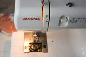 how to clean and oil janome sewing machine