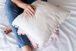 How To Hand Sew A Pillow