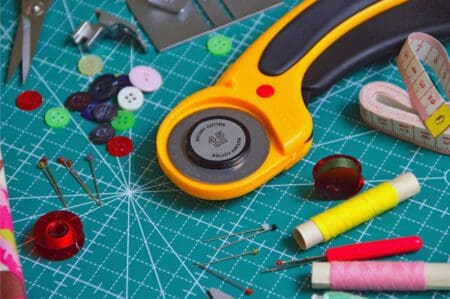 can embroidery thread be used for sewing