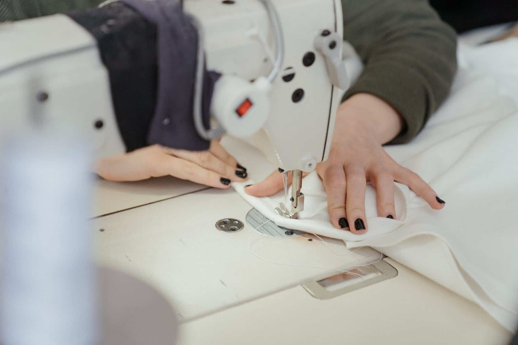 free arm sewing machine